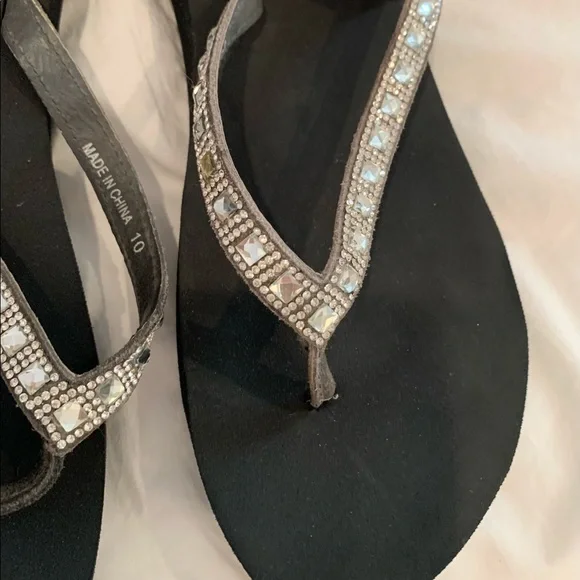 Yellow Box Shoes Yellow Box Womens Rhinestone Sandals Size